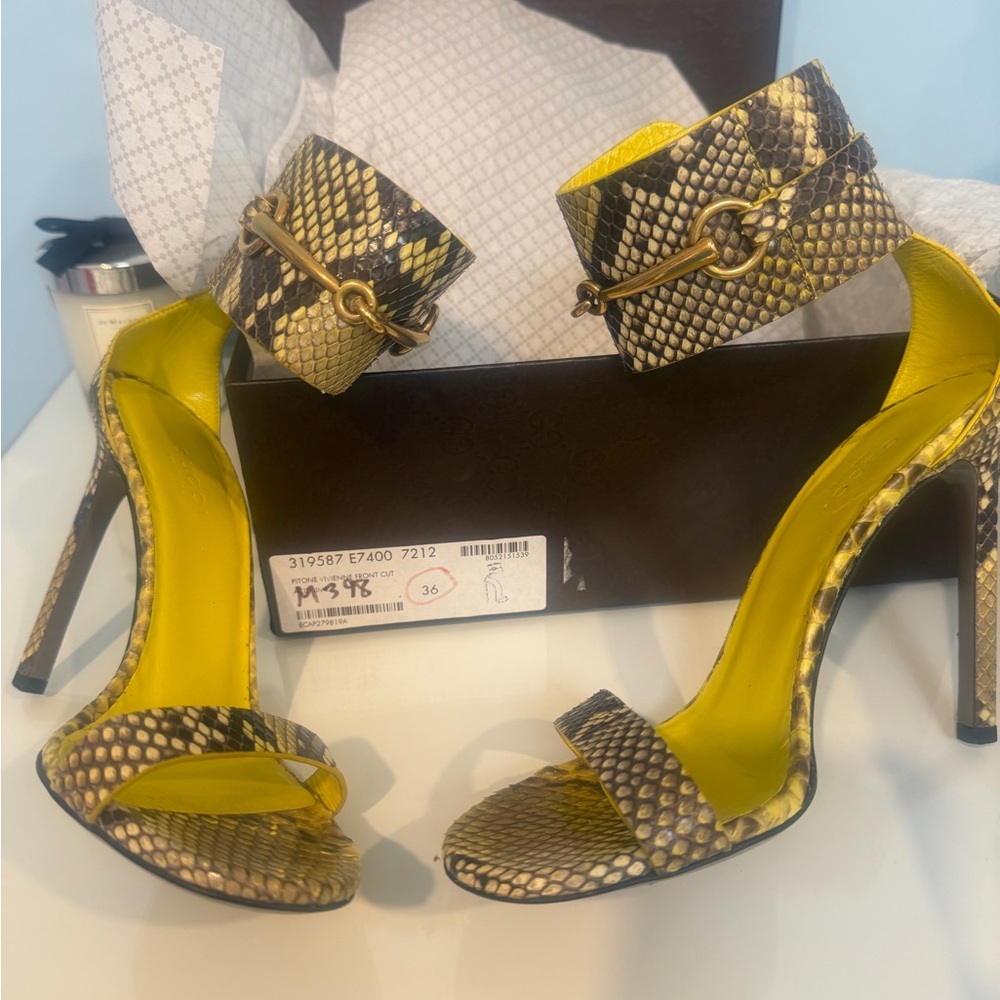 Gucci Yellow and Brown python ๐ Heels
Authentic - Picture 3 of 9